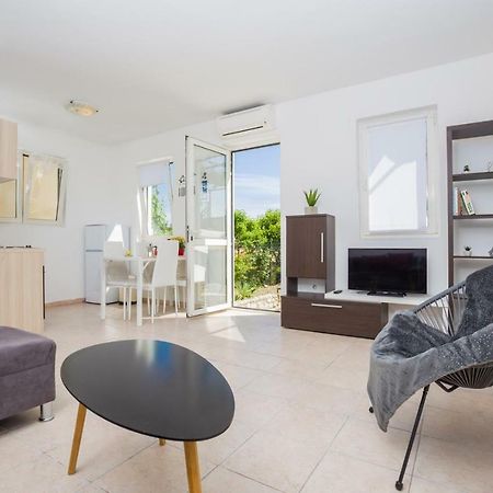 Apartment Kucera Ровинь Экстерьер фото